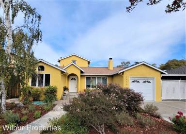 Main picture of 3479 Waverley St