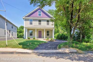 Main picture of 124 Summit St