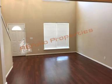 Main picture of 141 Brentfield Loop