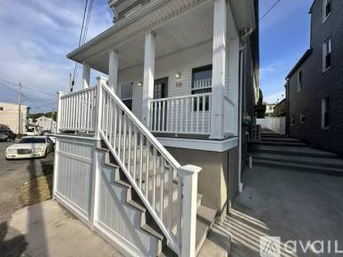 Main picture of 113 Coal St