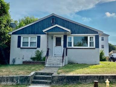 Main picture of 19 McRae Ct