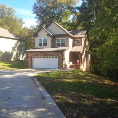 Main picture of 1302 Franklin Dr