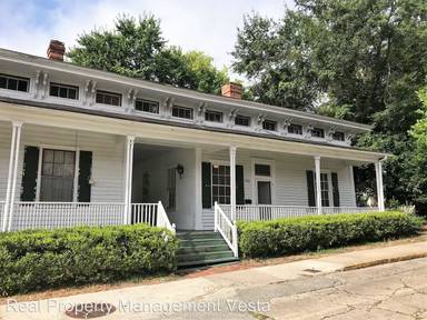 Main picture of 980 Cherry St