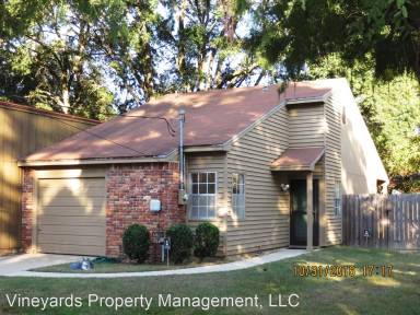 Main picture of 3251 Mound Dr