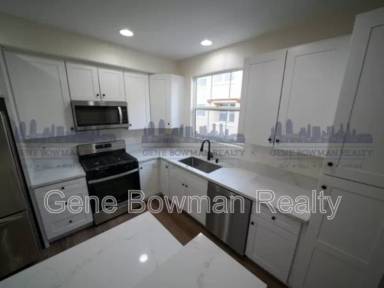 Main picture of 1840 E 12th St