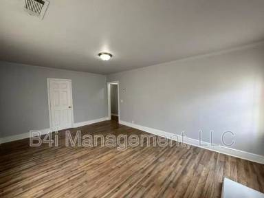 Main picture of 817 Cartersville Hwy