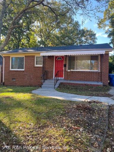 Main picture of 610 Cecil St