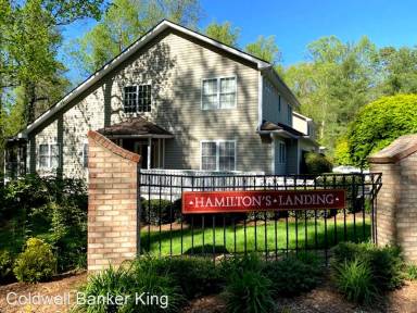 Main picture of 23 Grist Mill Dr