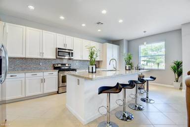 Main picture of 6358 SW 43rd St