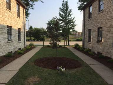 Main picture of 1560 E Capitol Dr