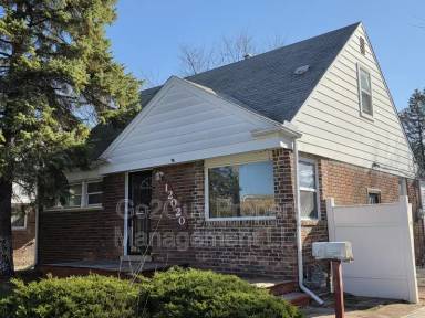 Main picture of 12020 W Parkway St