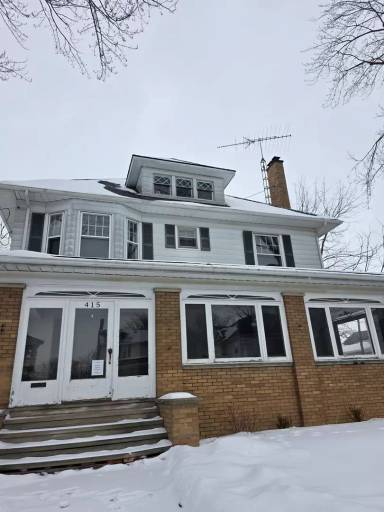 Main picture of 415 S Main St