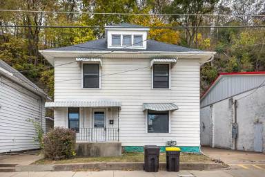 Main picture of 167 Sinsinawa Ave