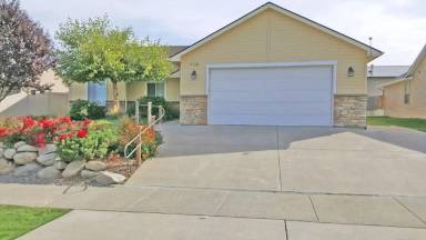 Main picture of 3732 N Cleveland Ct