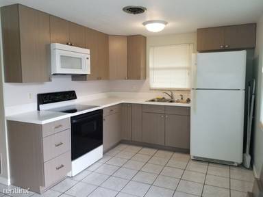 Main picture of 1604 Cardinal Ln