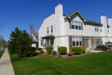 Main picture of 561 N Red Deer Rd