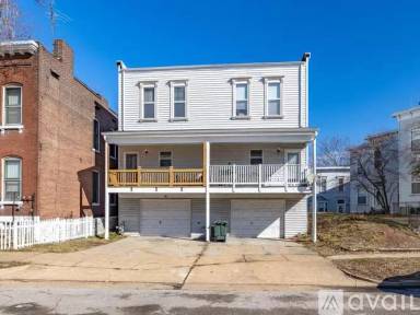 Main picture of 2747 Park Ave