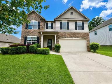Main picture of 11 Phaeton Ave