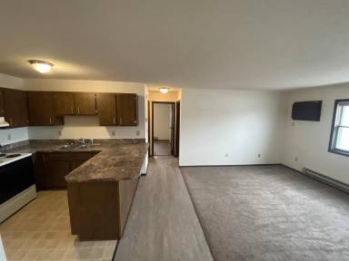 Main picture of 724 S Congress St