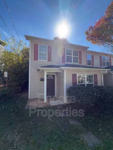 Main picture of 2004 Hart St