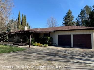 Main picture of 2070 W F St