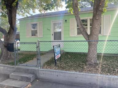 Main picture of 949 Saint Mary St
