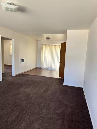 Main picture of 922 S Oregon St