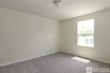 Main picture of 2233 Litchfield Loop