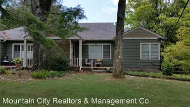 Main picture of 922 James Blvd