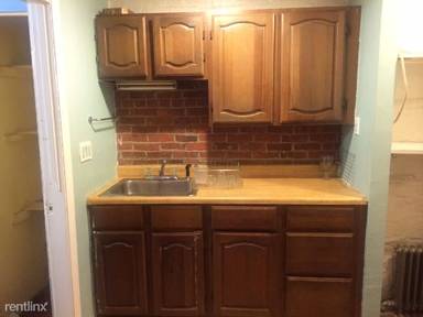 Main picture of 259 W Newton St