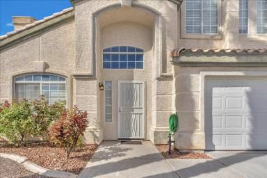 Main picture of 7237 Buglehorn St