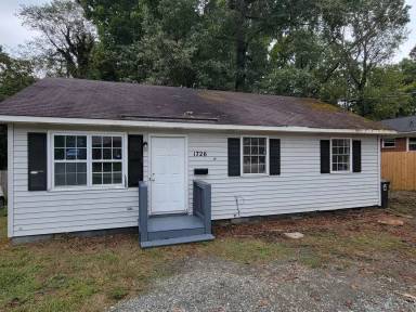 Main picture of 1726 Willow Rd