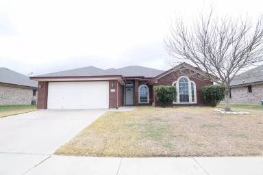 Main picture of 2405 Bachelor Button Blvd