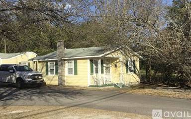 Main picture of 3008 Sigman St