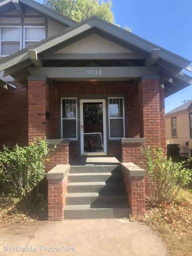 Main picture of 1028 N Porter Ave