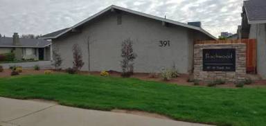 Main picture of 391 Peach Ave