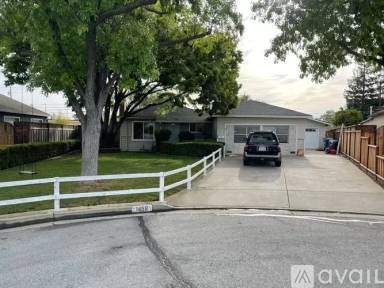 Main picture of 1456 Sharp Ave