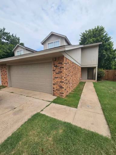 Main picture of 3815 Belhaven Cir