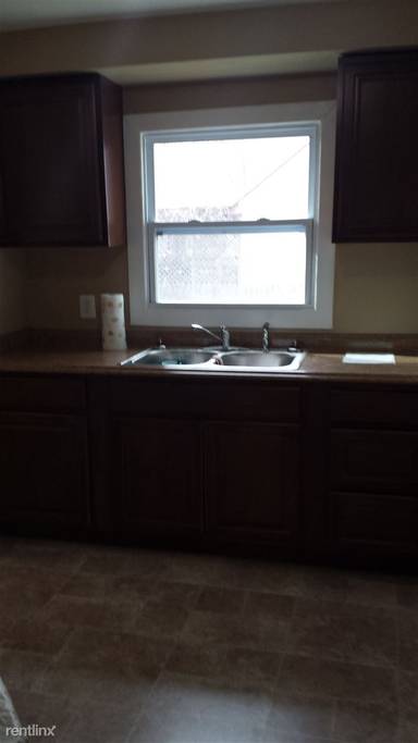 Main picture of 64 E Colgate Ave