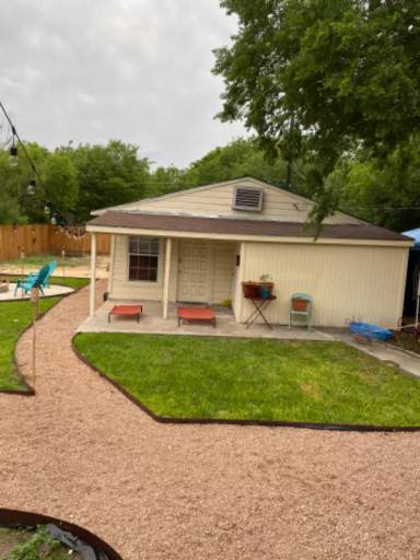 Main picture of 2718 W Craig Pl