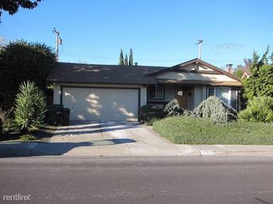 Main picture of 3135 Fowler Ave