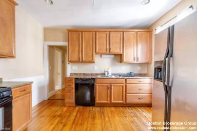 Main picture of 24 Willis St