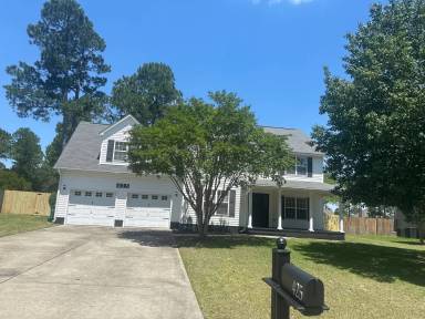 Main picture of 425 Arlington Dr