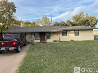Main picture of 2452 Baylor Ave