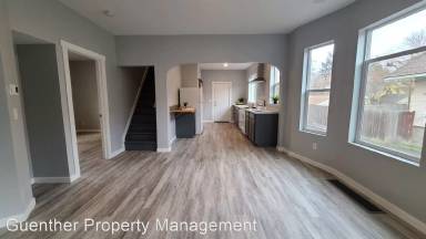 Main picture of 605 E 10th Ave