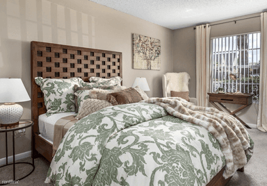 Main picture of Castilian Apartments