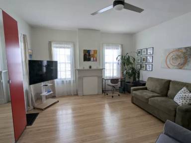 Main picture of 506 N State St