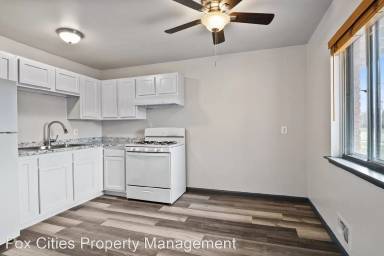 Main picture of 492 E Merrill Ave