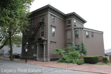 Main picture of 296 Benefit St