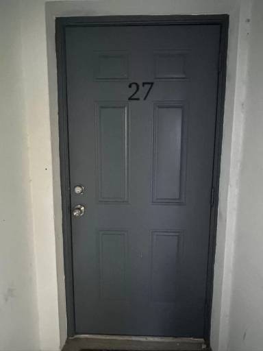 Main picture of 3071 SW 27th Ave